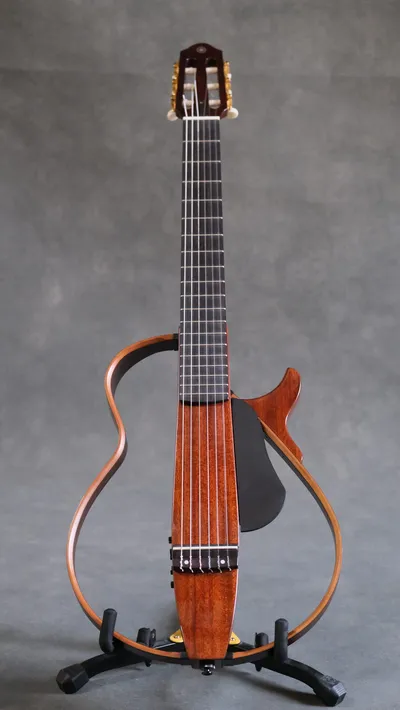 Yamaha SLG200NW Silent